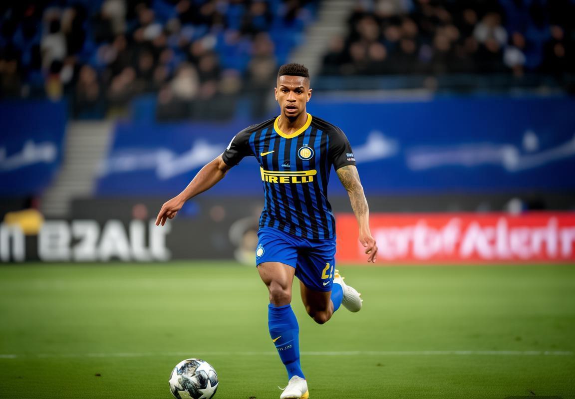 欧冠梅阿查球场战术较量：国际米兰主场迎战利物浦，谁能占得先机？