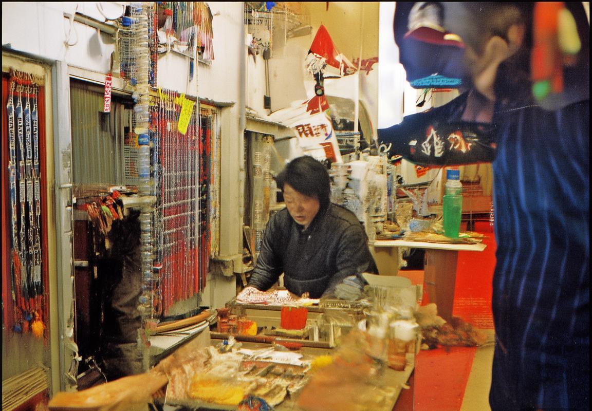 欧冠焦点战：瓜迪奥拉战术完胜，曼城压制皇家马德里晋级在望